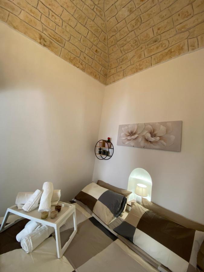 La Dimora Nelle Stelle Apartment ออสตูนี ภายนอก รูปภาพ